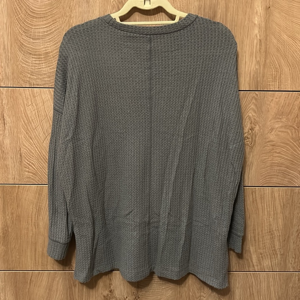 Sweater - Picture 2 of 4